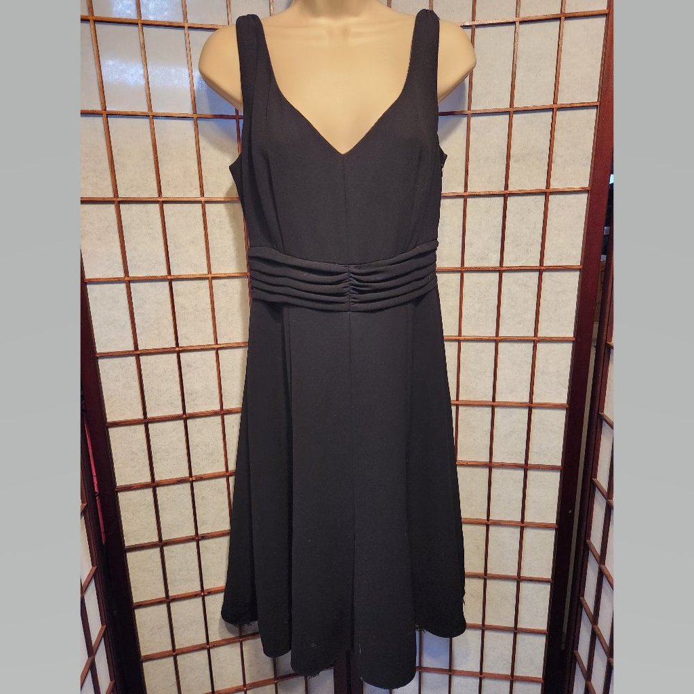 Ann Taylor Black Sleeveless Fit & Flare Dress